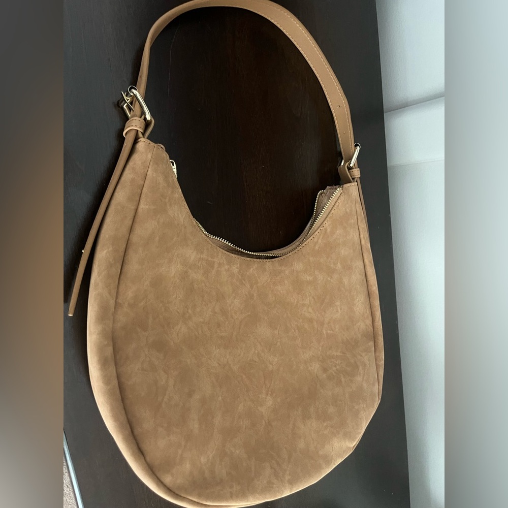 Elegant Tan Women's Bag